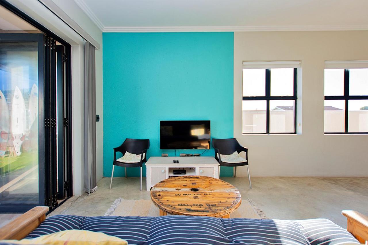 Beach Breakaway Apartment Langebaan Esterno foto